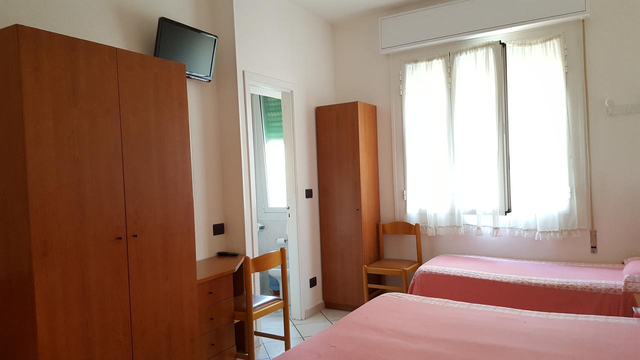 Hotel Fortuna Сан-Бартоломео-аль-Маре Экстерьер фото